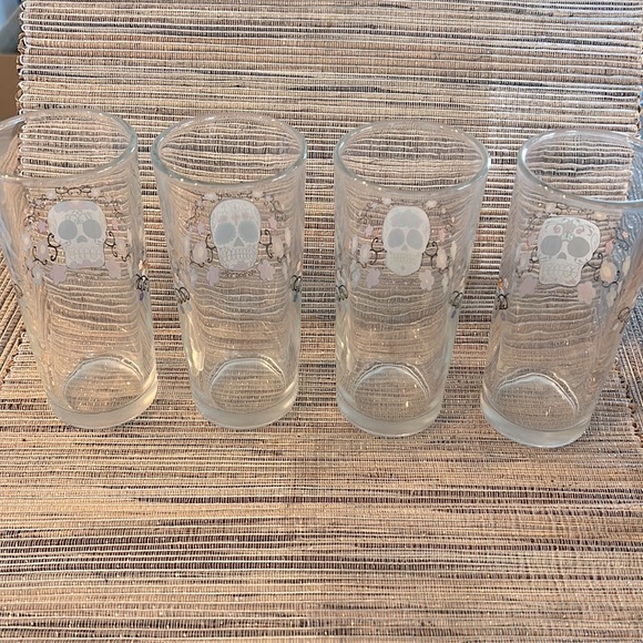 💀Sugar Skulls Hiball Glasses, Set of 4. - Picture 3 of 10